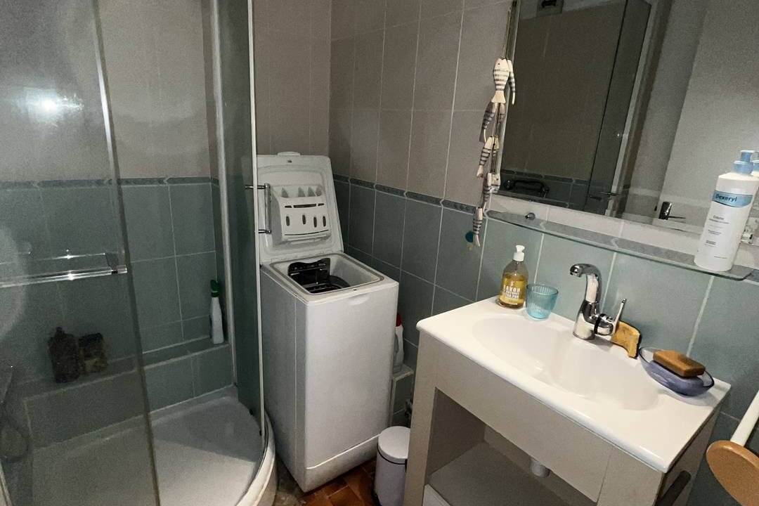 Photo of Bathroom in Le Port