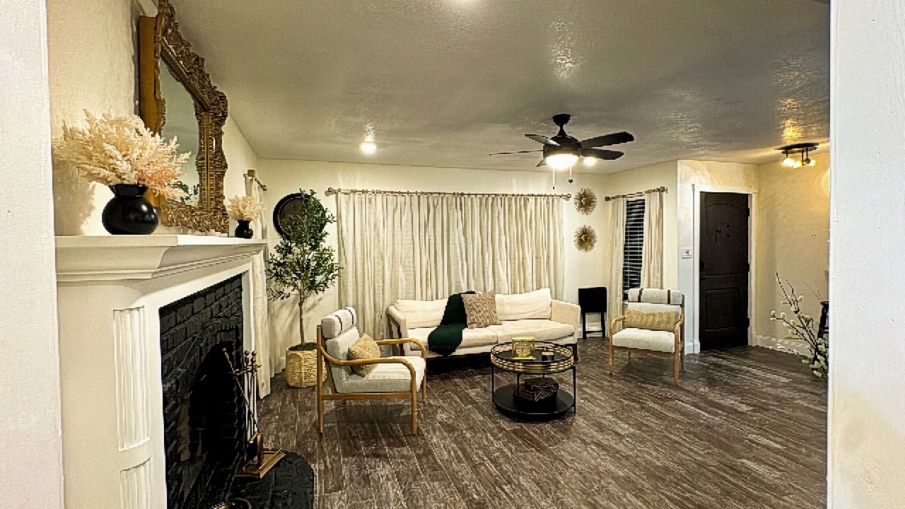 Photo of Livingroom in Cleburne