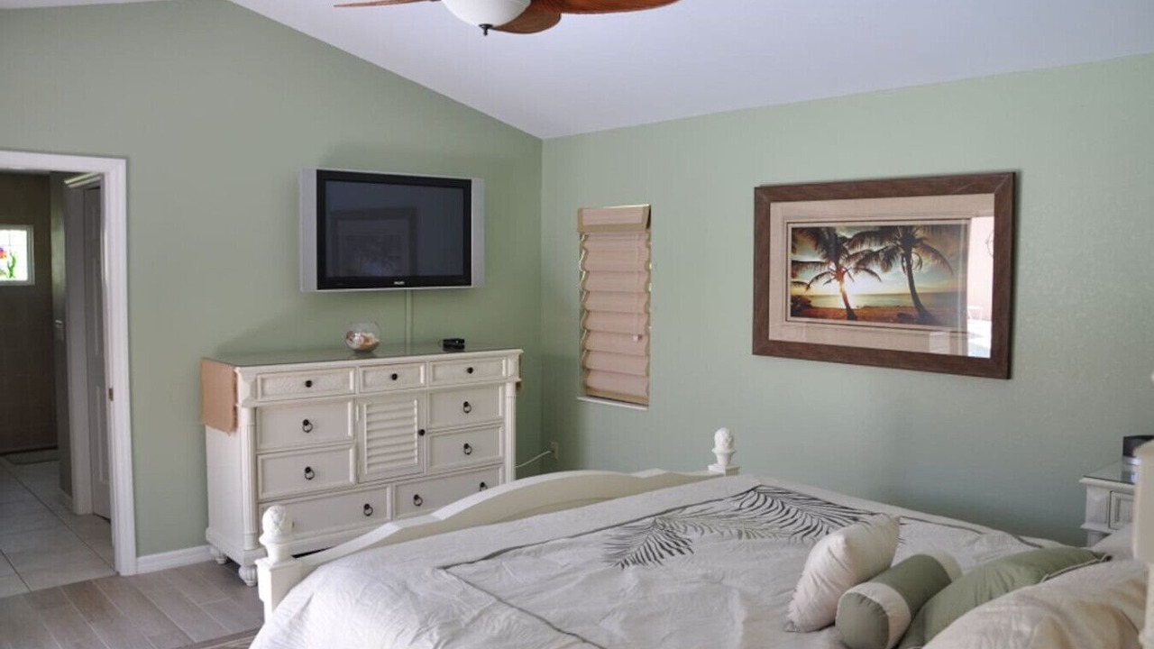 Photo of Bedroom in Central Naples