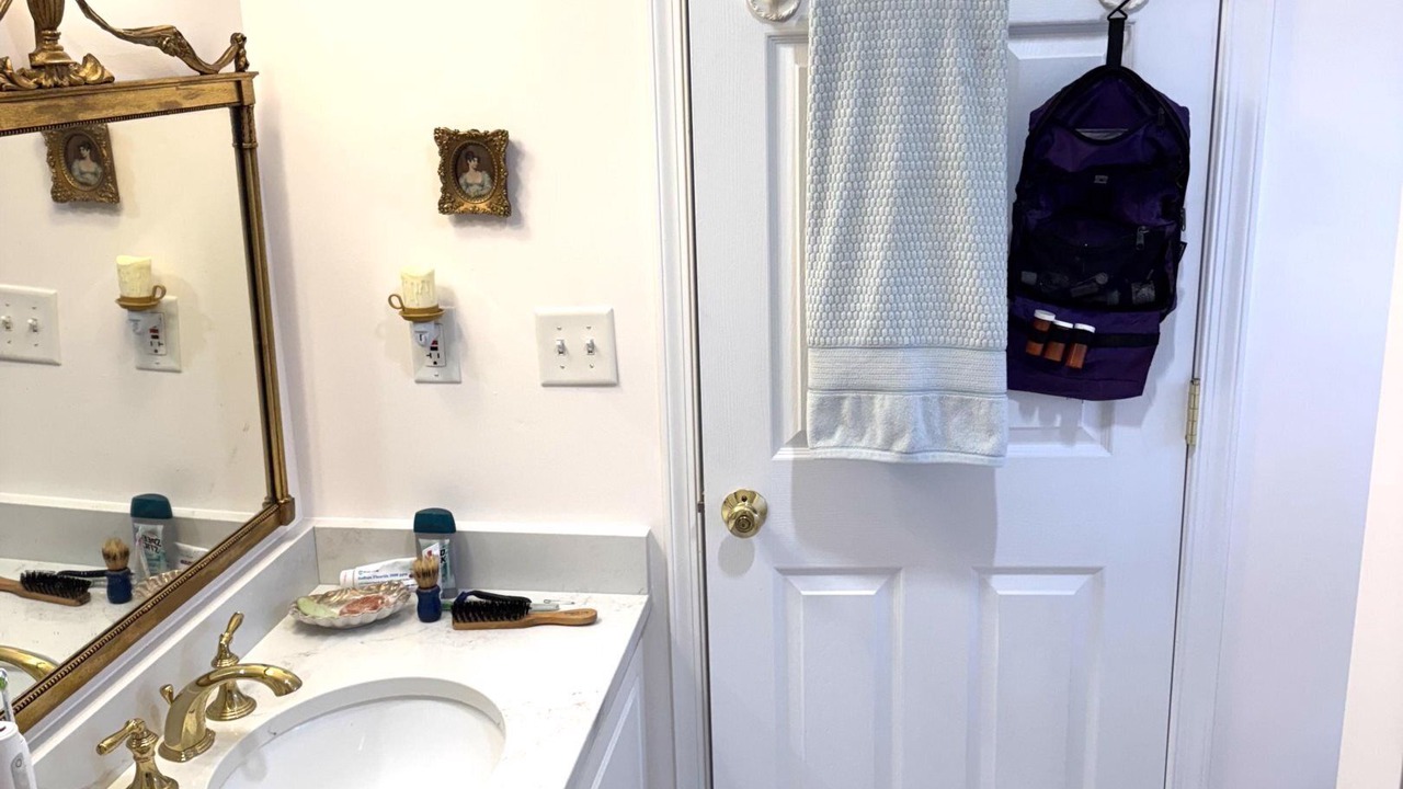 Photo of Bathroom in Colonial Beach
