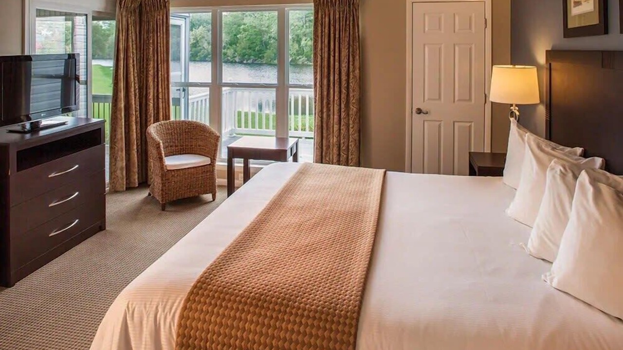 Photo of Bedroom in Fairfield Harbour
