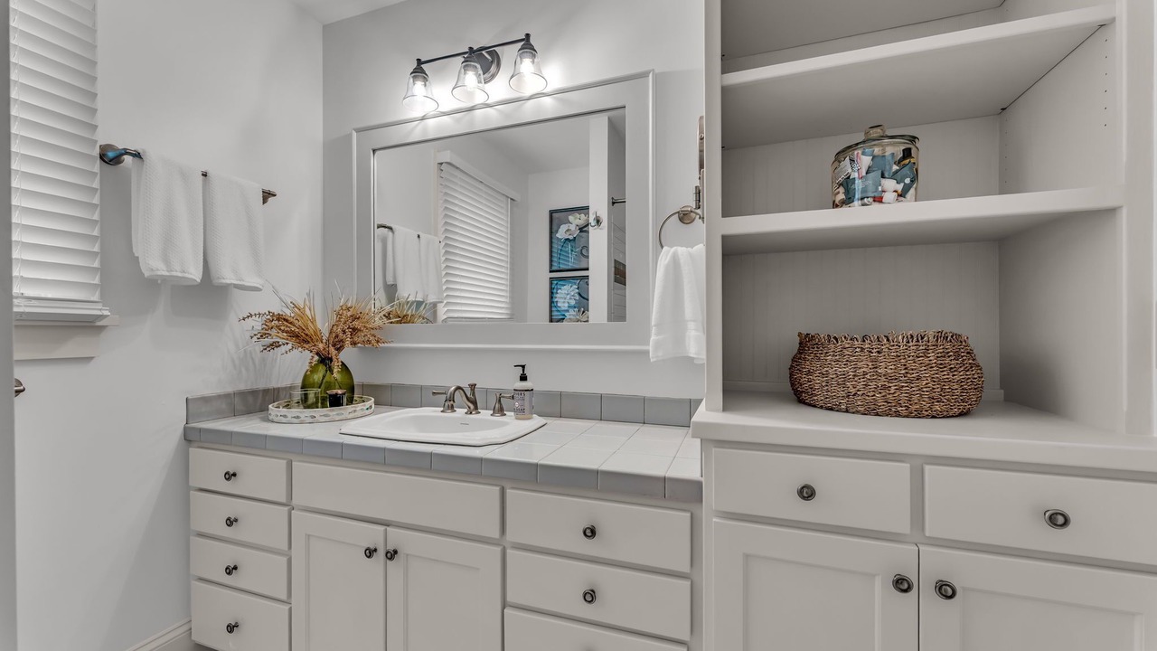 Photo of Bathroom in East Lawrence