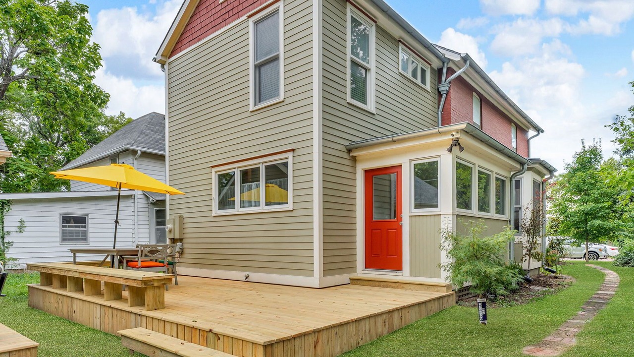 Photo of Outdoor in East Lawrence