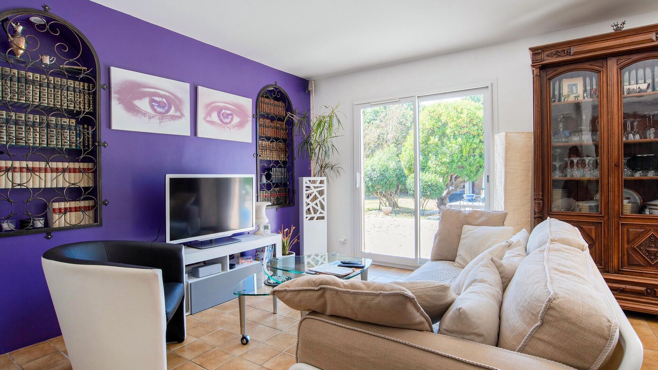 Photo of Bedroom in Saint-Cezaire-sur-Siagne