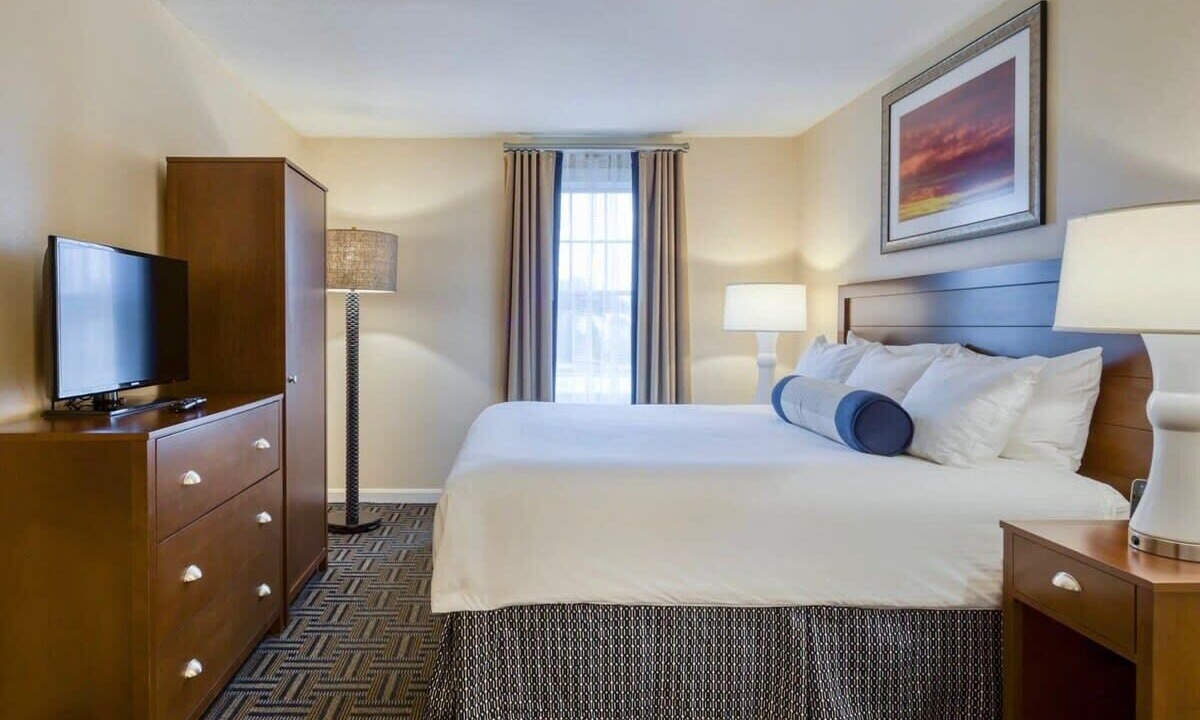 Photo of Bedroom in The Point