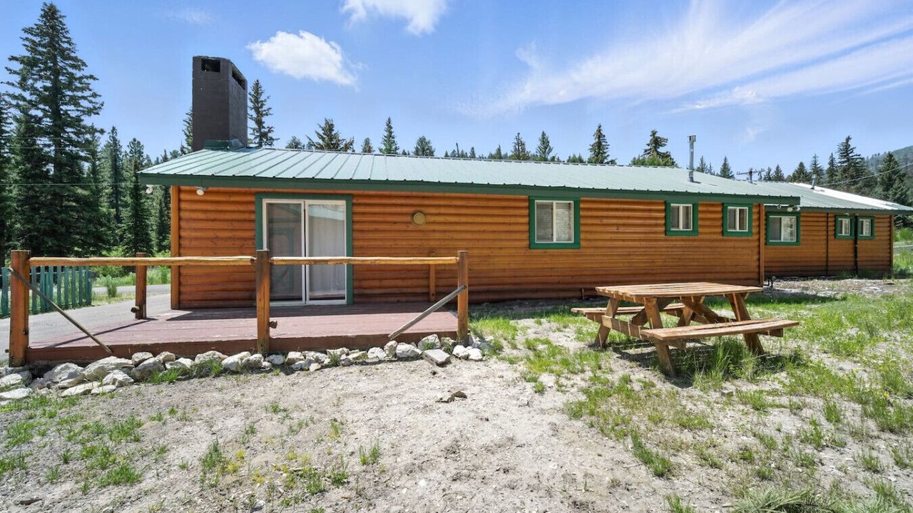 Photo of Outdoor in Mammoth Creek