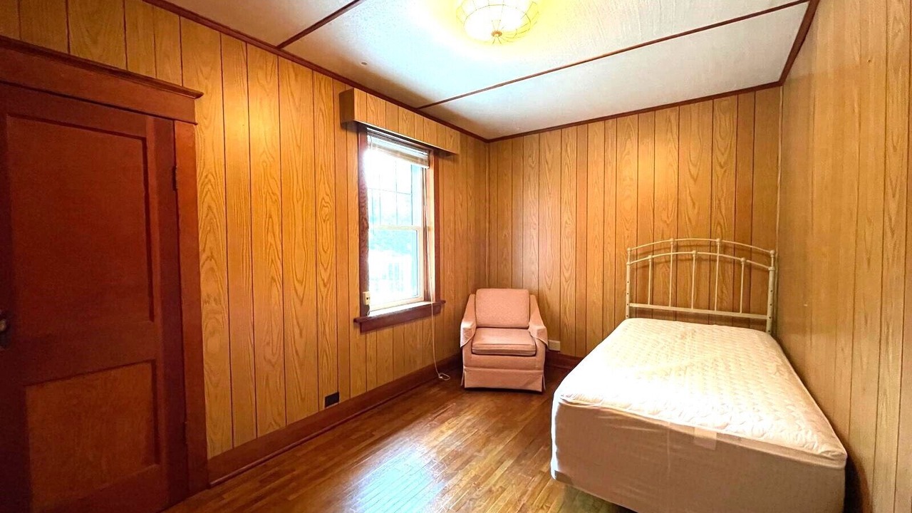 Photo of Bedroom in Hope Bay