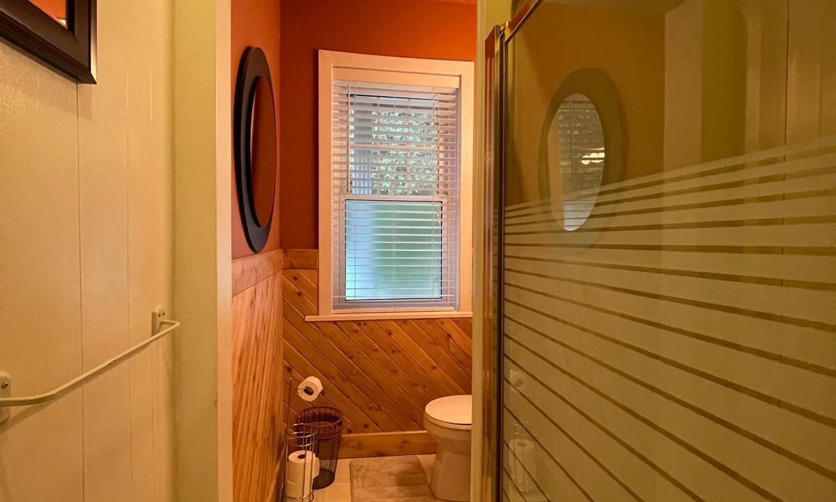 Photo of Bathroom in Hope Bay