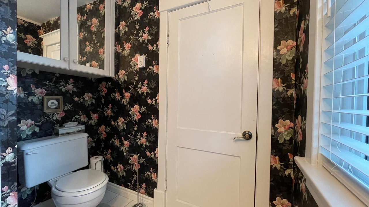 Photo of Bathroom in Hope Bay