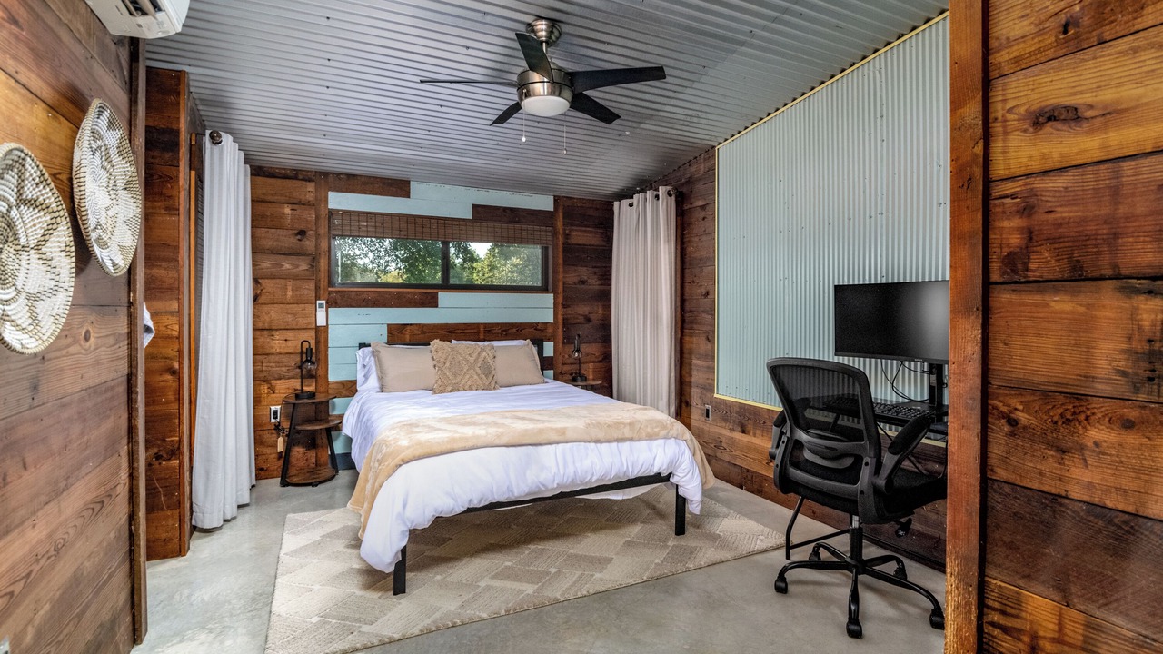 Photo of Bedroom in Shady Hollow