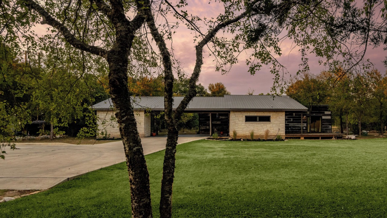 Photo of Outdoor in Shady Hollow