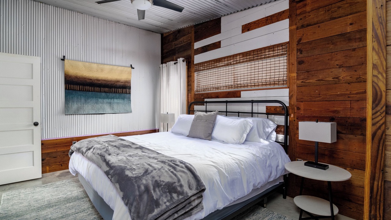 Photo of Bedroom in Shady Hollow