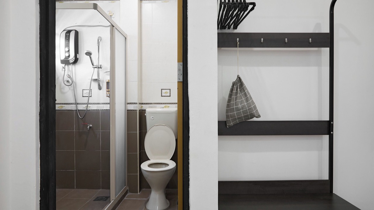 Photo of Bathroom in Taman Teh Teng Seng