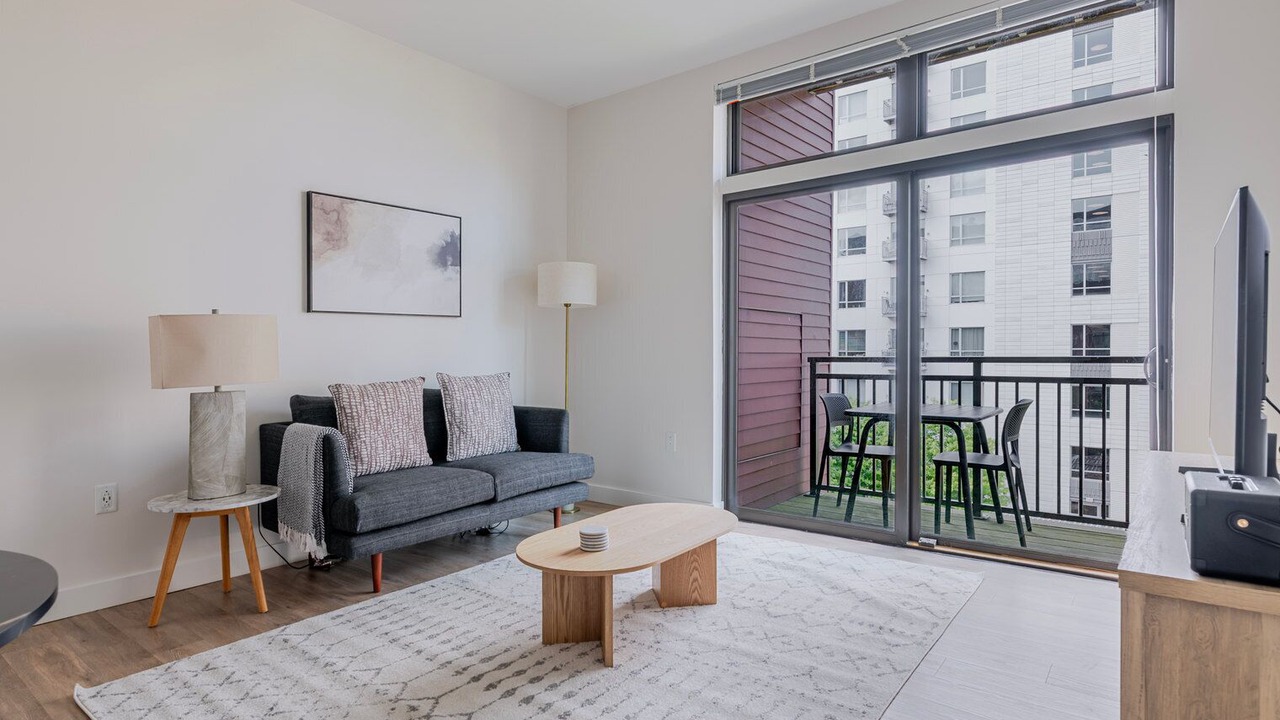 Photo of Livingroom in Assembly Square