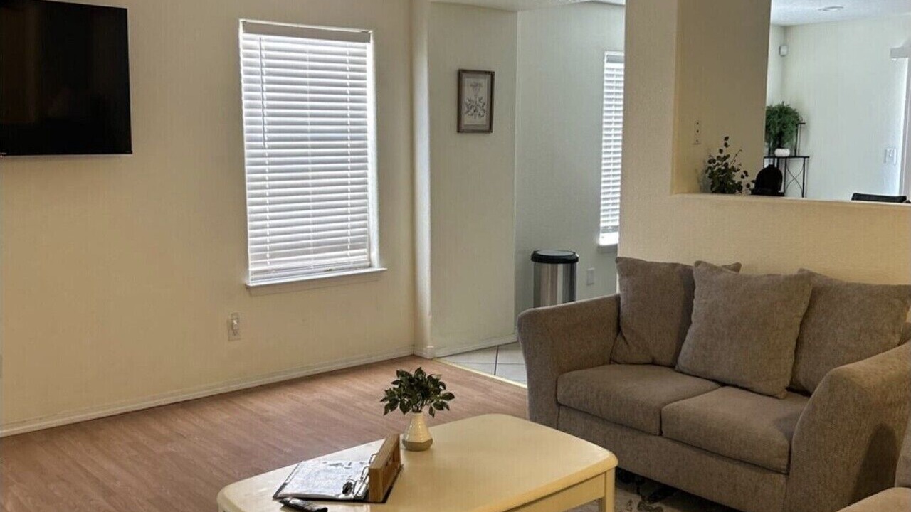 Photo of Livingroom in Westgate Heights