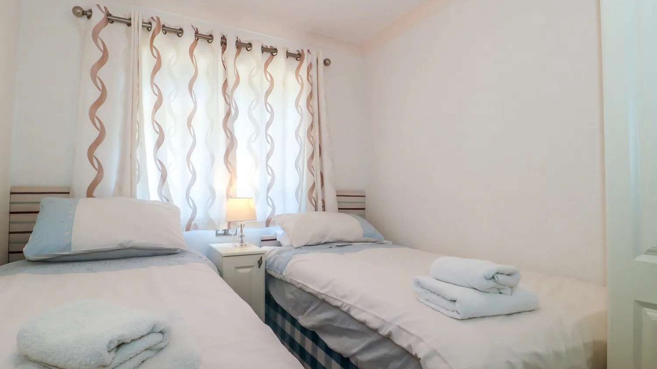 Photo of Others in Puxton