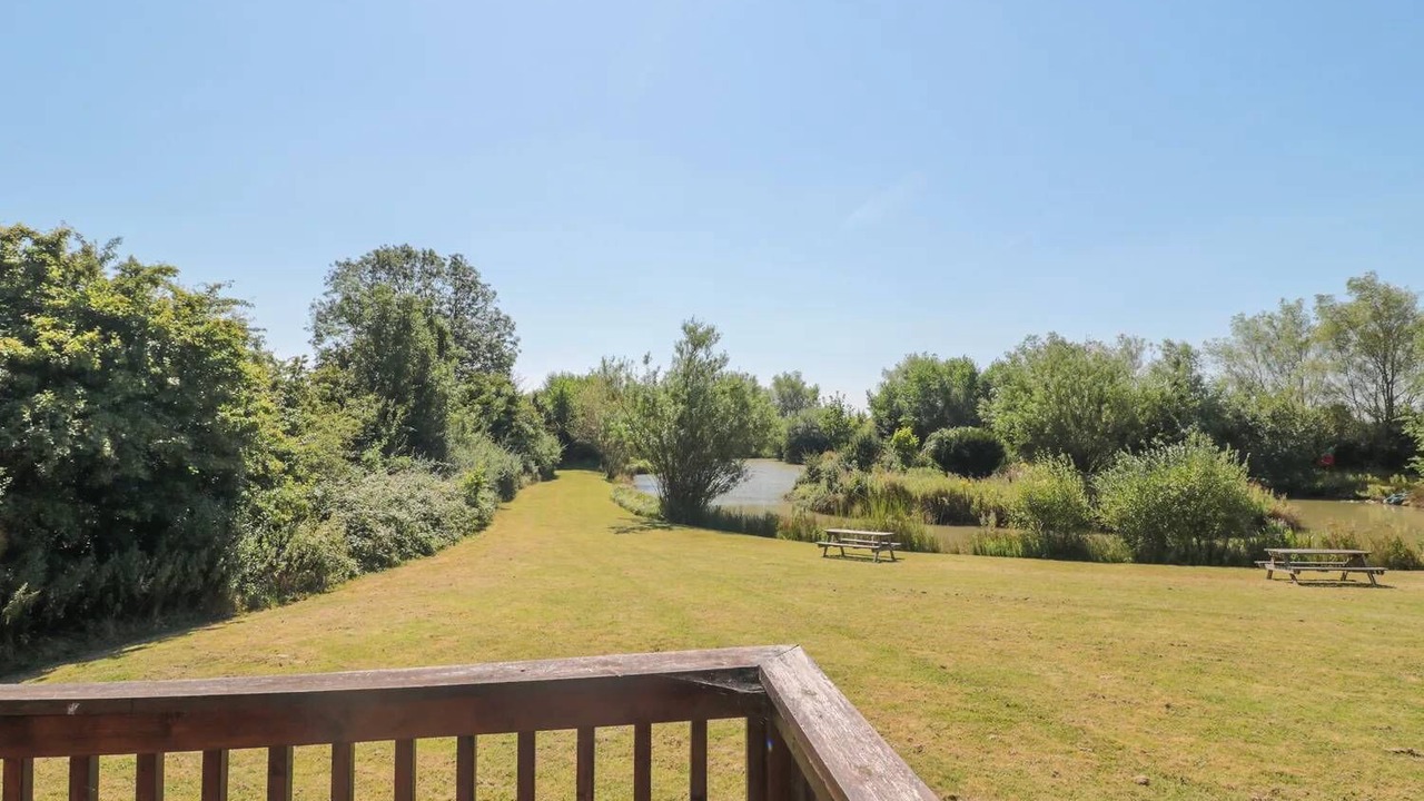 Photo of Others in Puxton