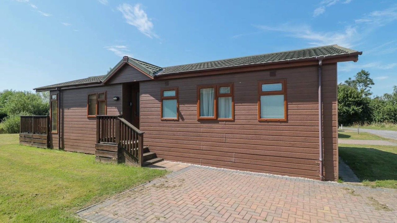 Photo of Others in Puxton