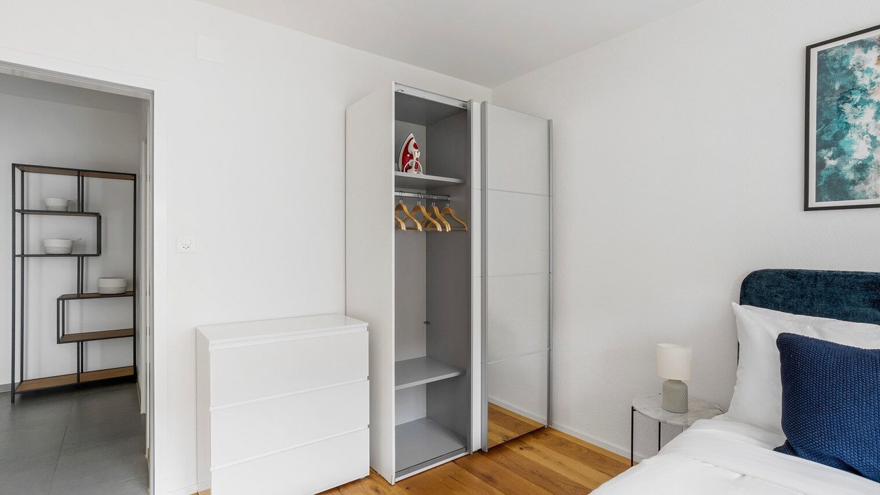 Photo of Bedroom in Iselin