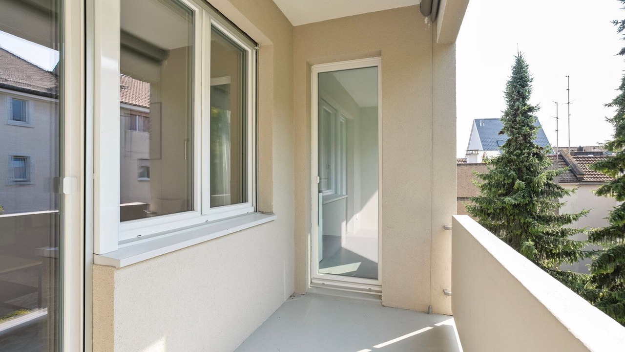 Photo of Outdoor in Iselin