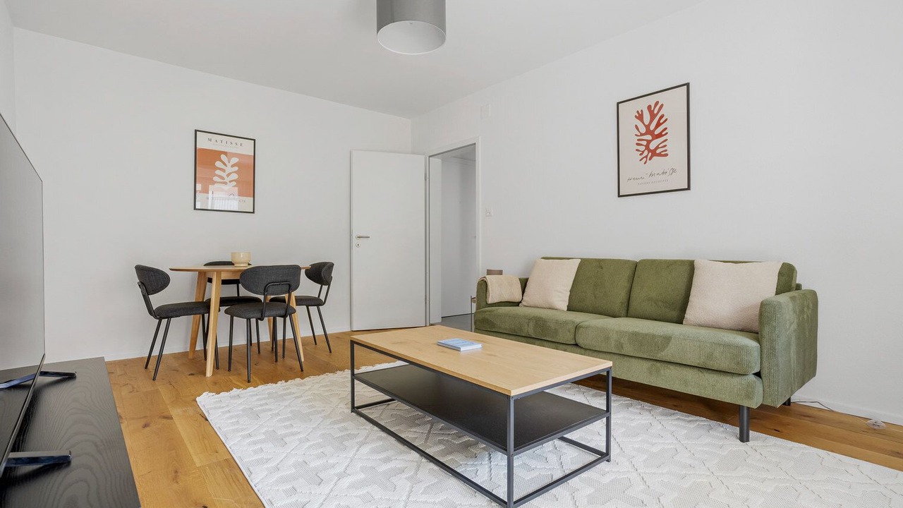 Photo of Livingroom in Iselin