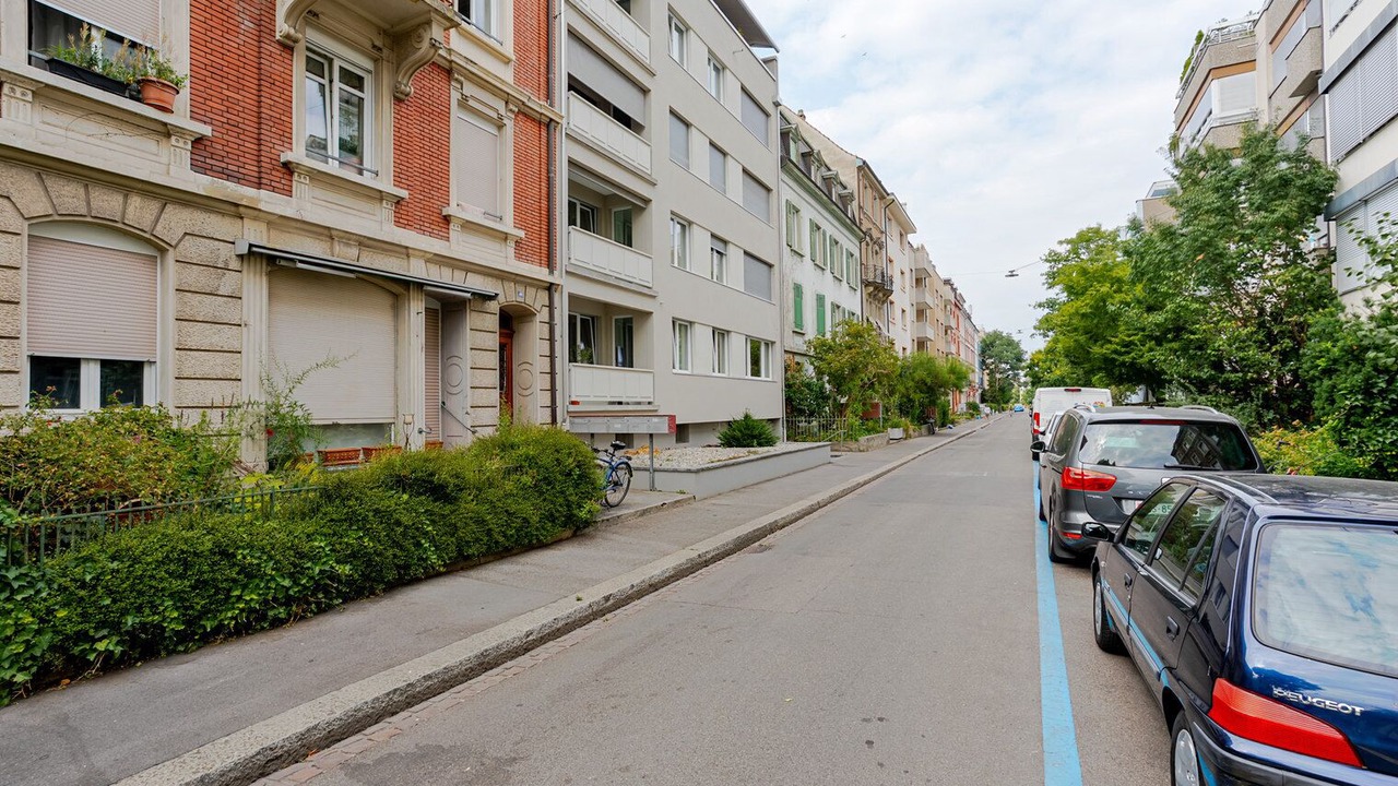 Photo of Outdoor in Iselin