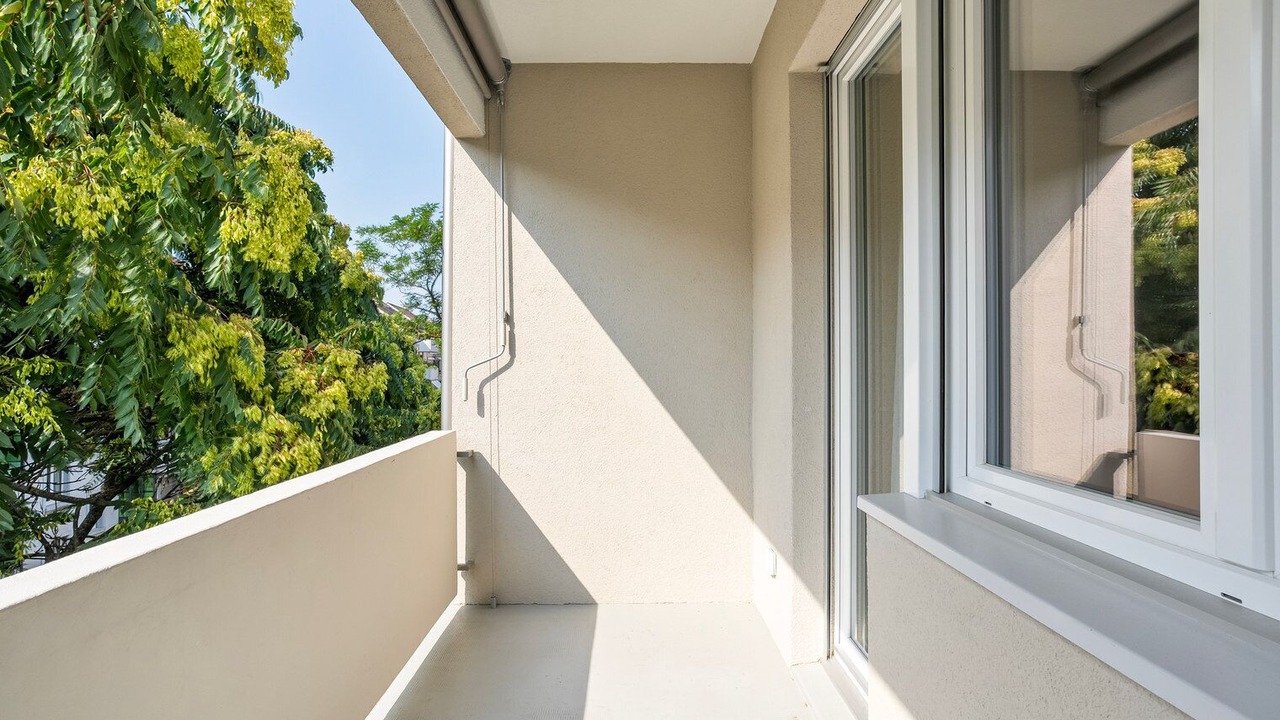 Photo of Outdoor in Iselin