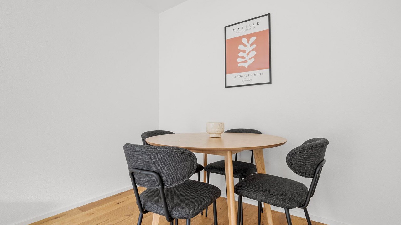 Photo of Others in Iselin