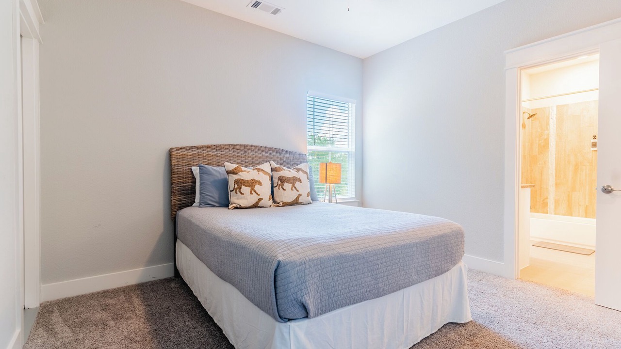Photo of Bedroom in Pottsboro