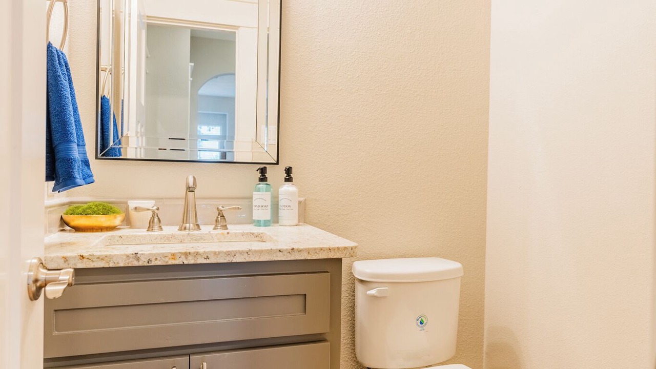 Photo of Bathroom in Pottsboro