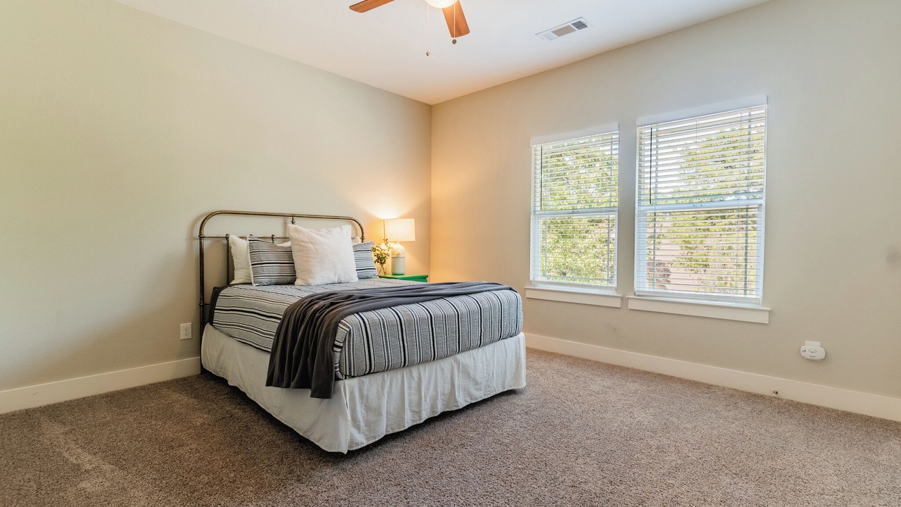 Photo of Bedroom in Pottsboro
