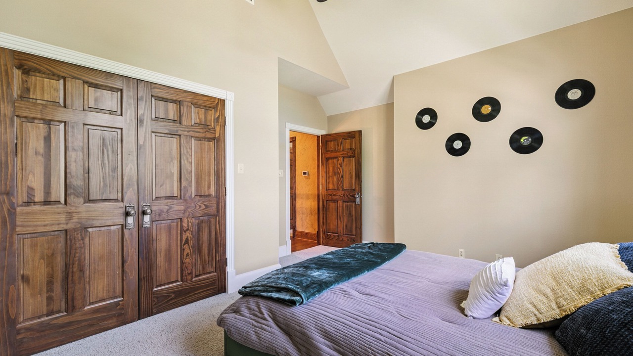 Photo of Bedroom in Denison
