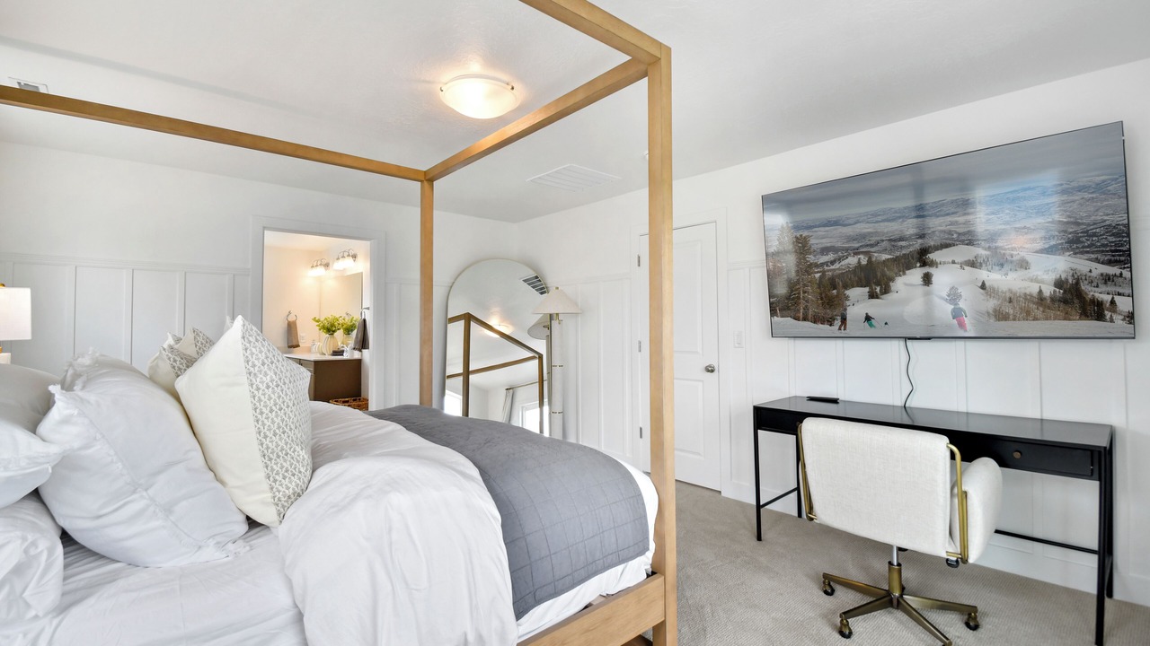 Photo of Bedroom in Heber