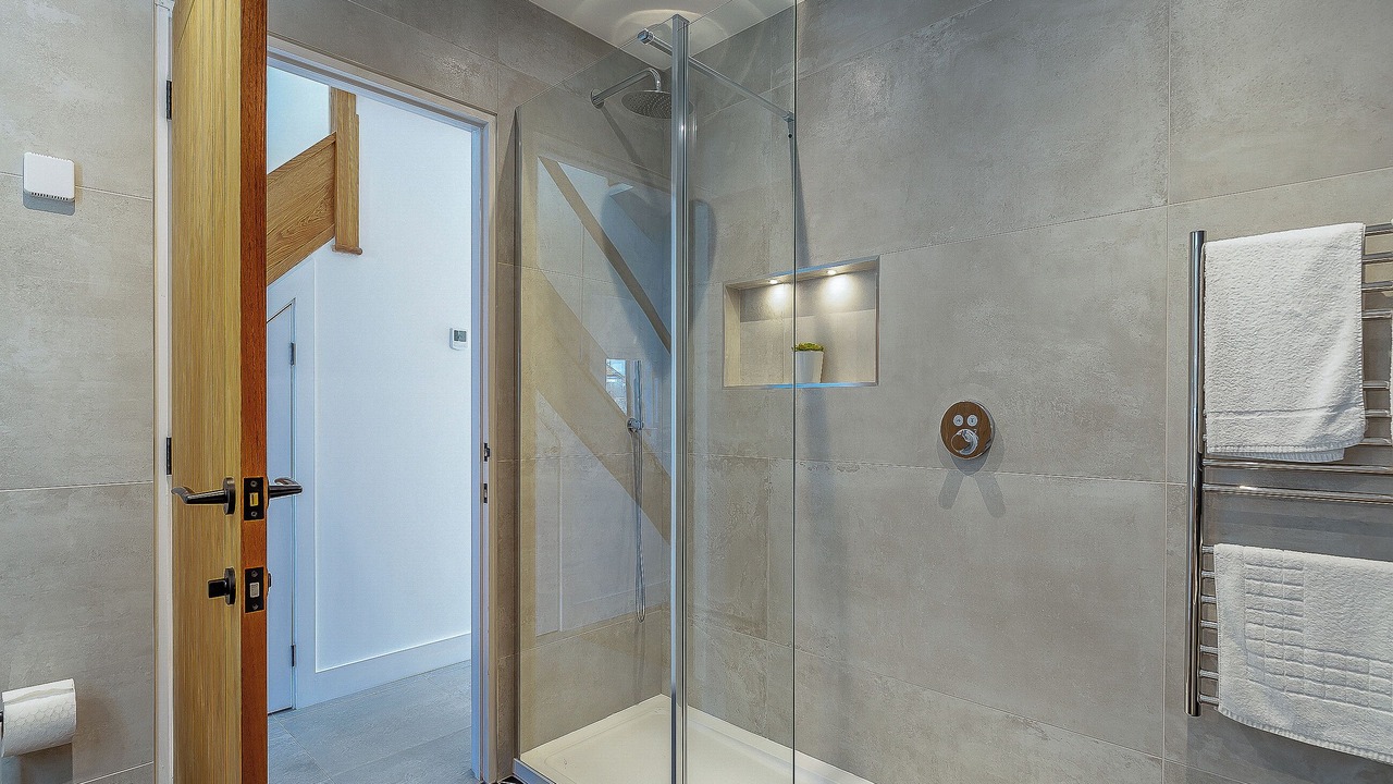 Photo of Bathroom in The Lizard