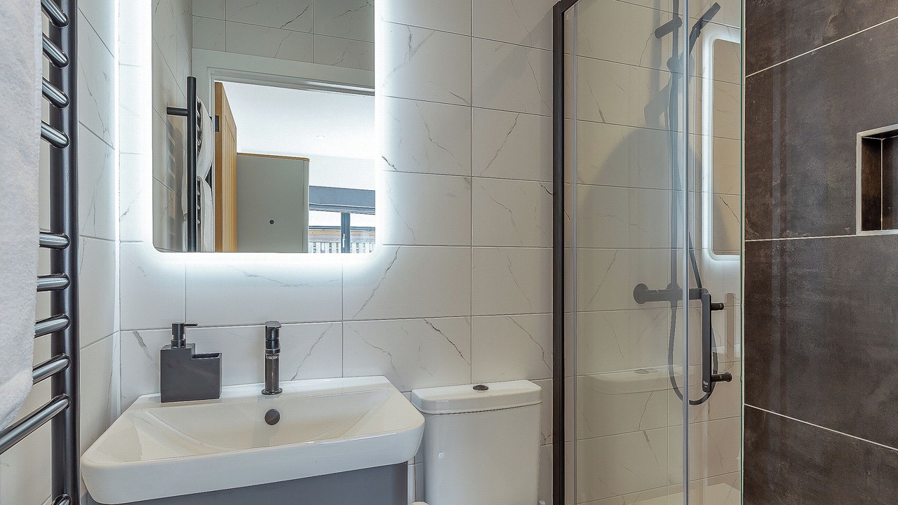 Photo of Bathroom in The Lizard