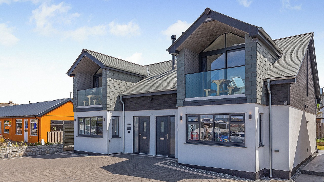 Photo of Outdoor in The Lizard