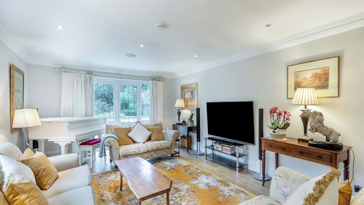 Photo of Others in Wooburn Moor