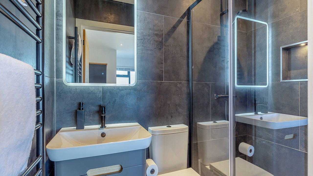 Photo of Bathroom in The Lizard