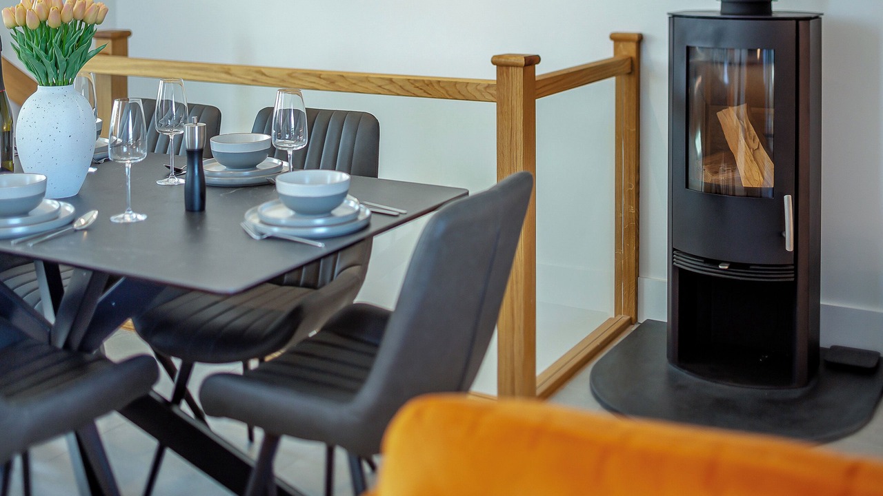 Photo of Others in The Lizard