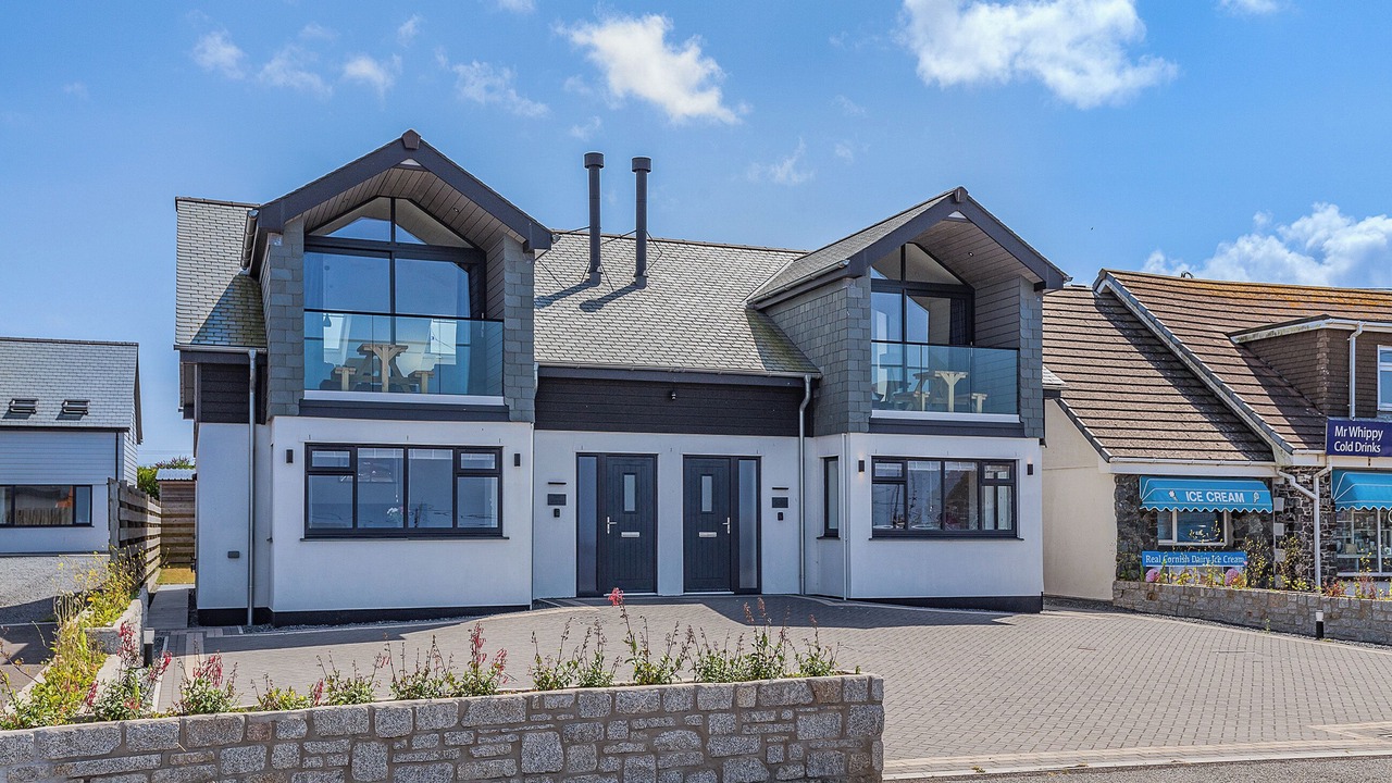 Photo of Outdoor in The Lizard