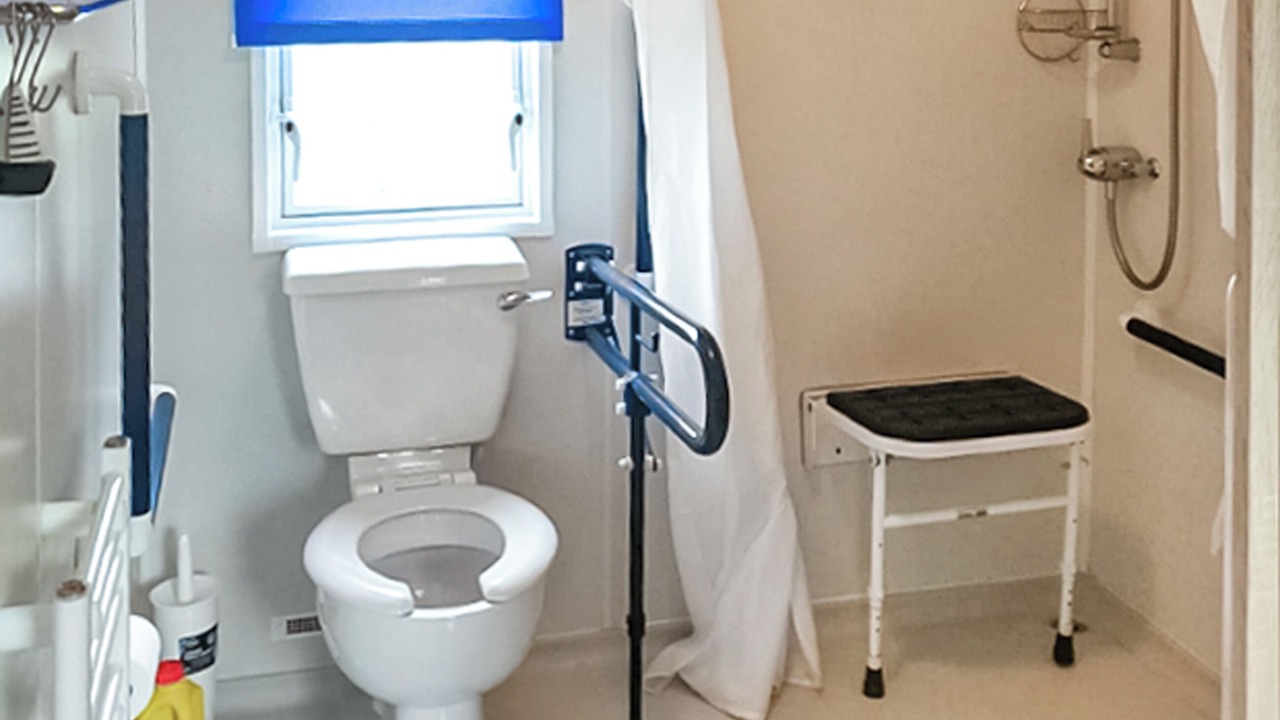 Photo of Bathroom in Old Cleeve