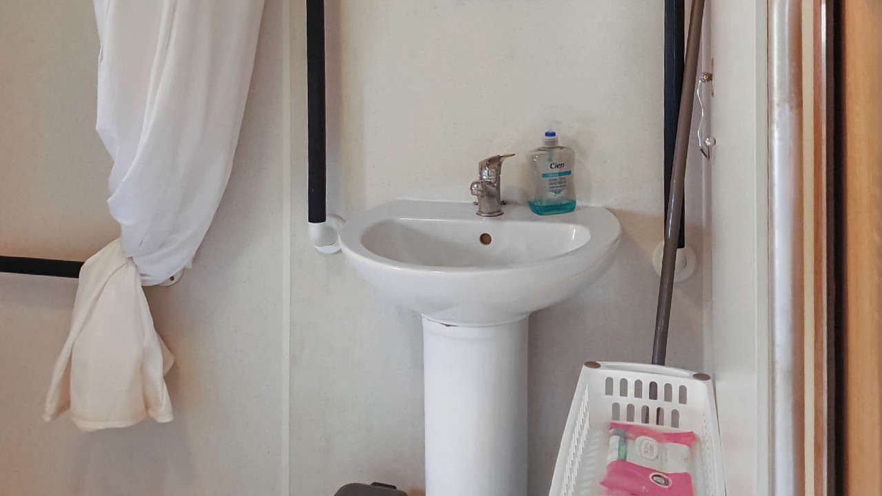 Photo of Bathroom in Old Cleeve