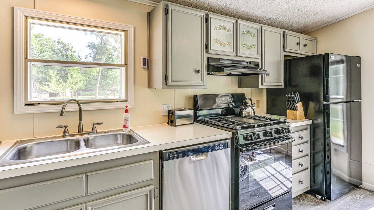 Photo of Kitchen in Nekoosa