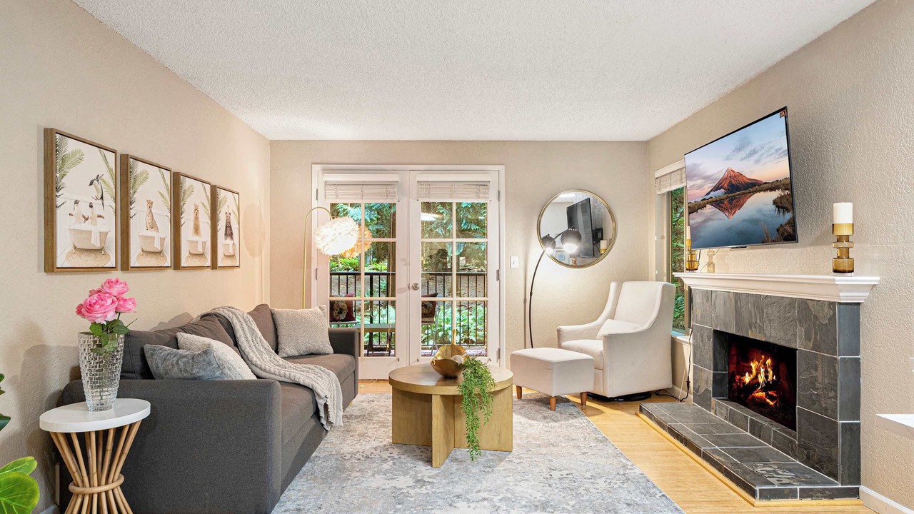 Photo of Livingroom in Redmond