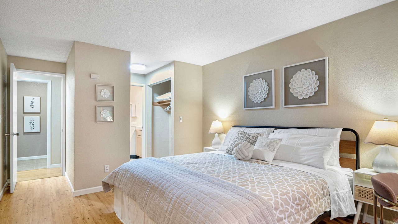 Photo of Bedroom in Redmond