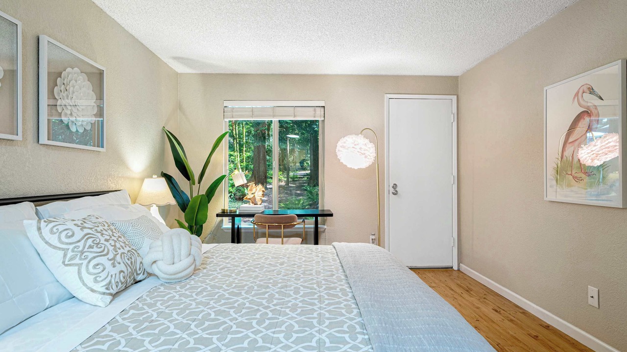 Photo of Bedroom in Redmond