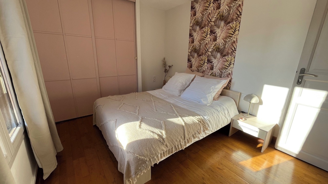 Photo of Bedroom in Giffaumont-Champaubert