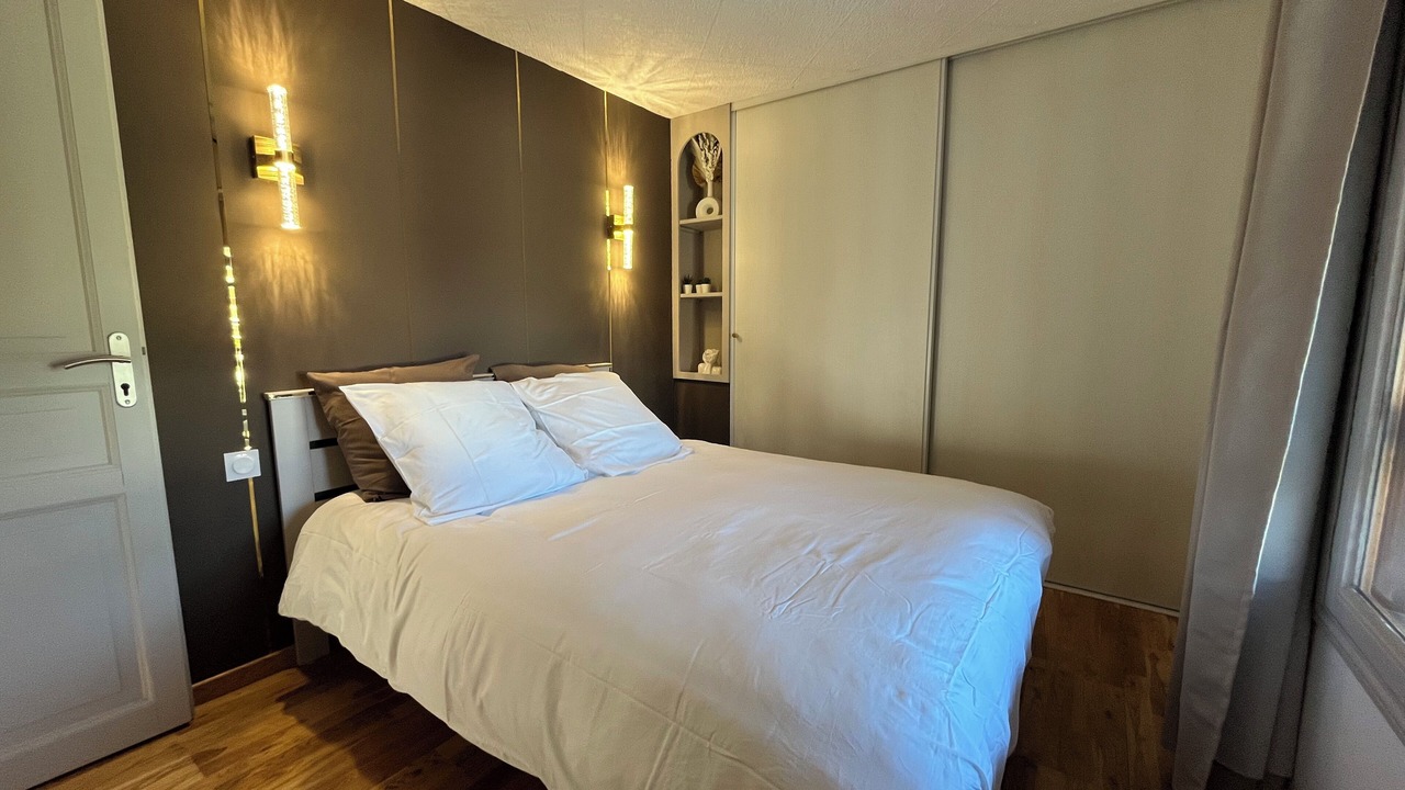 Photo of Bedroom in Giffaumont-Champaubert