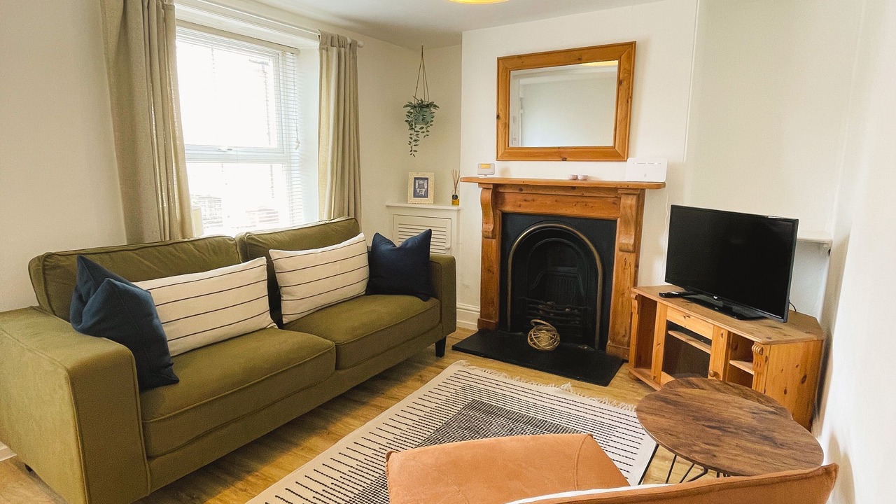Photo of Livingroom in Truro