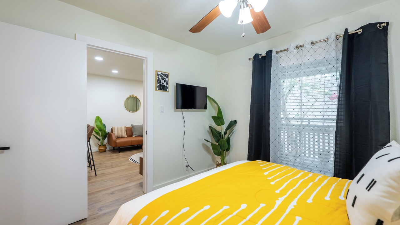 Photo of Bedroom in Uptown